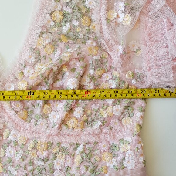 Needle & Thread ! Wildflower Ditsy Embroidered Tulle Gown (US16) - Picture 12 of 17